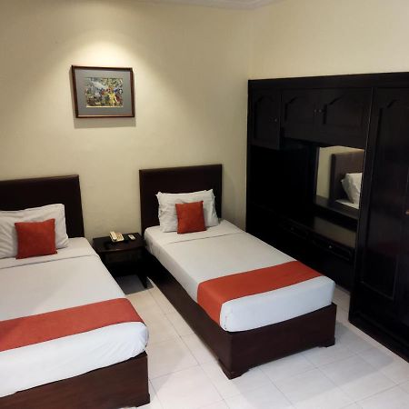 Hotel Montana Dua Маланг Экстерьер фото