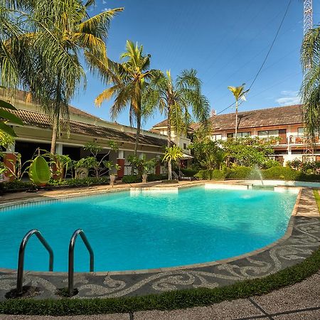 Hotel Montana Dua Маланг Экстерьер фото