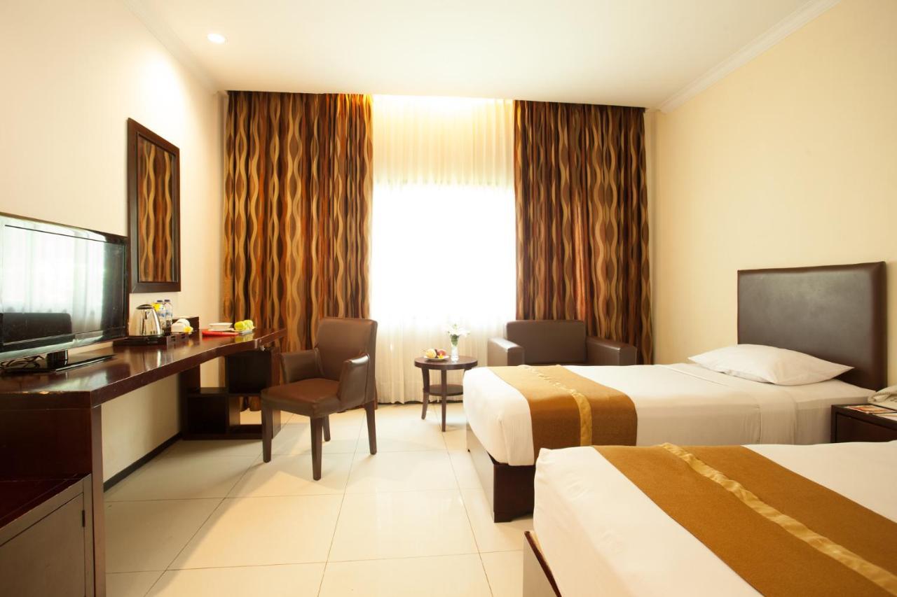 Hotel Montana Dua Маланг Экстерьер фото