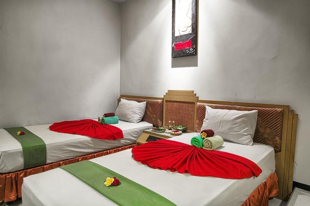 Hotel Montana Dua Маланг Экстерьер фото