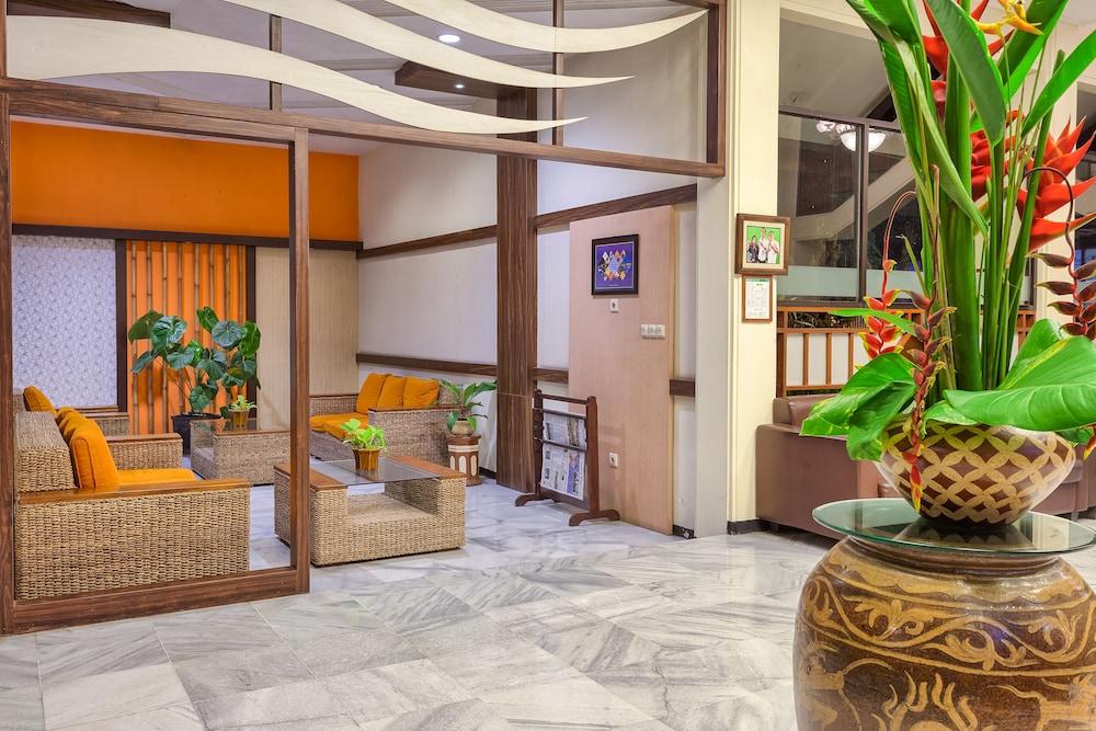 Hotel Montana Dua Маланг Экстерьер фото